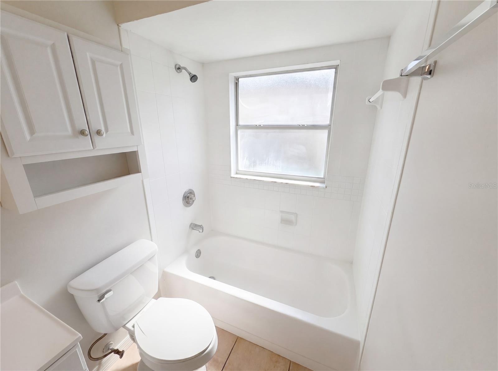 Image 16 of 21 For 9814 Dean Cove Lane