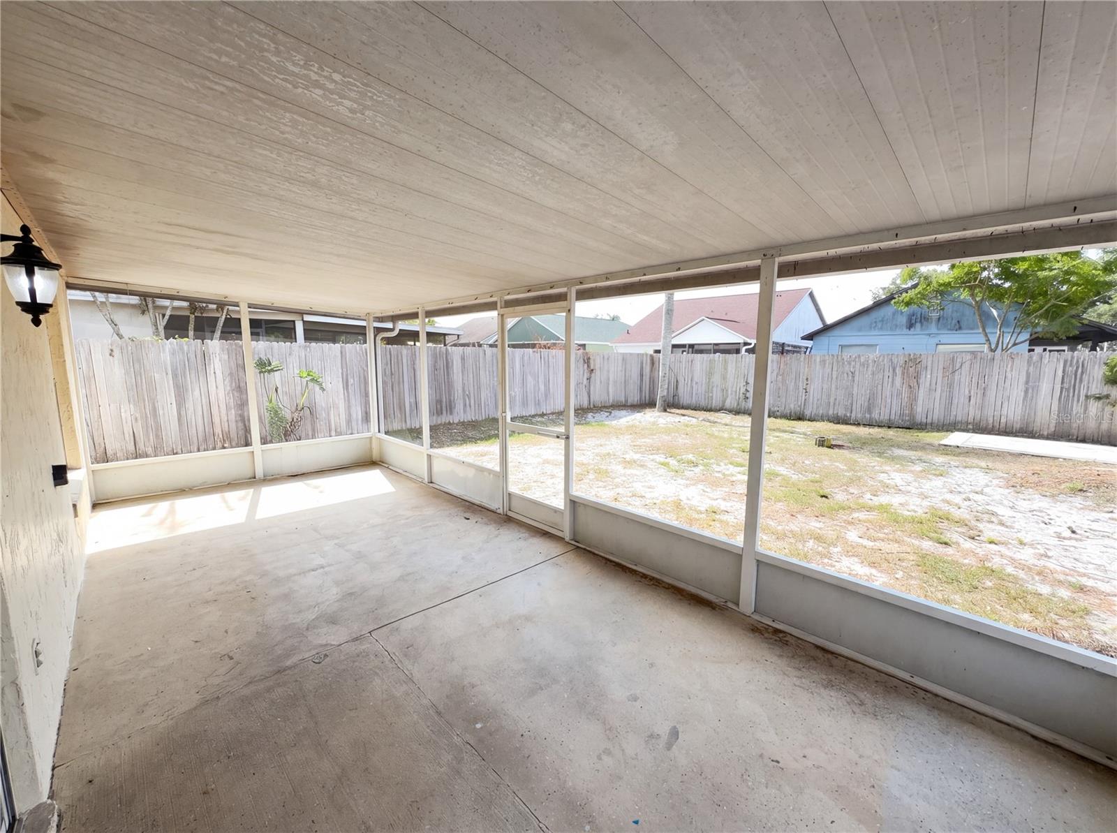 Image 20 of 21 For 9814 Dean Cove Lane