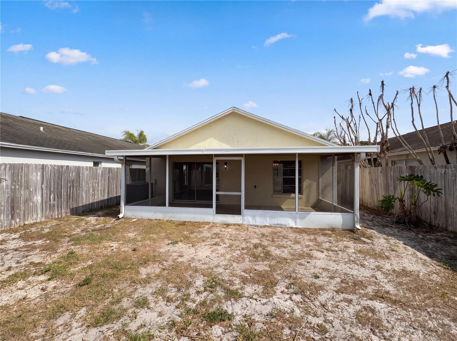 Image 5 of 21 For 9814 Dean Cove Lane