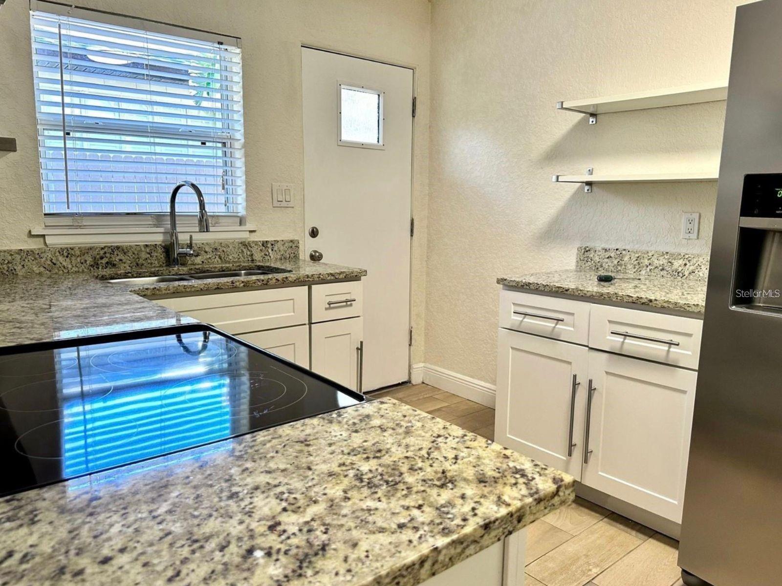 Image 2 of 9 For 2510 Boyd Avenue B