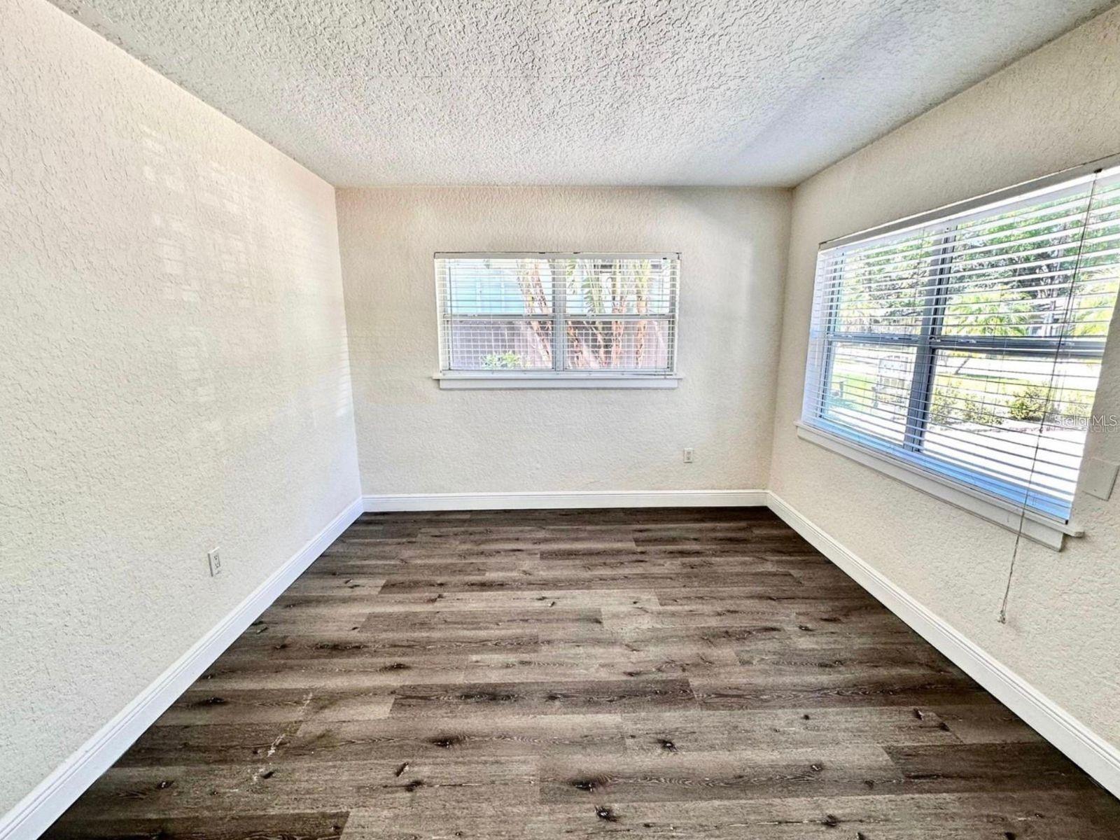 Image 5 of 9 For 2510 Boyd Avenue B