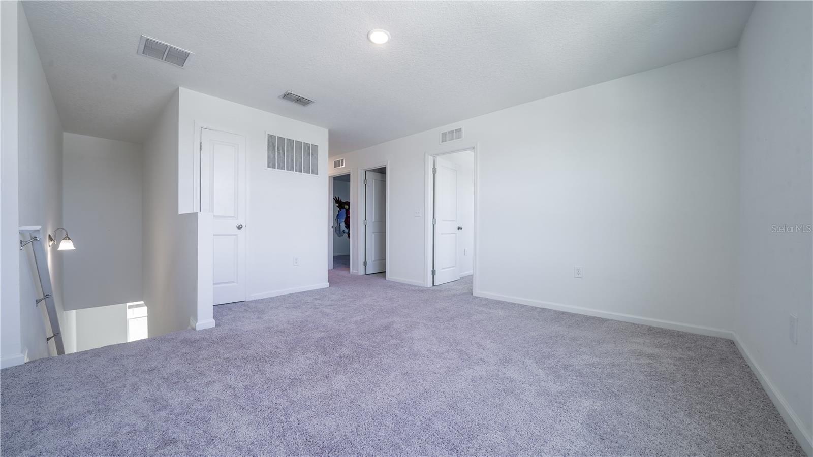 Image 14 of 54 For 8735 Sportsman Loop