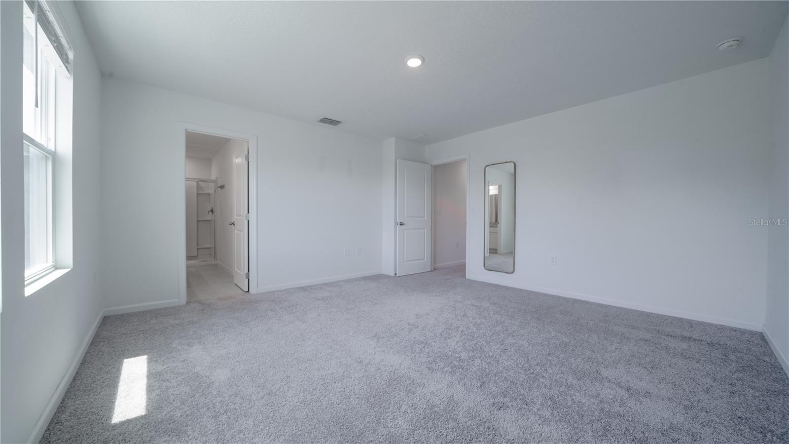 Image 21 of 54 For 8735 Sportsman Loop