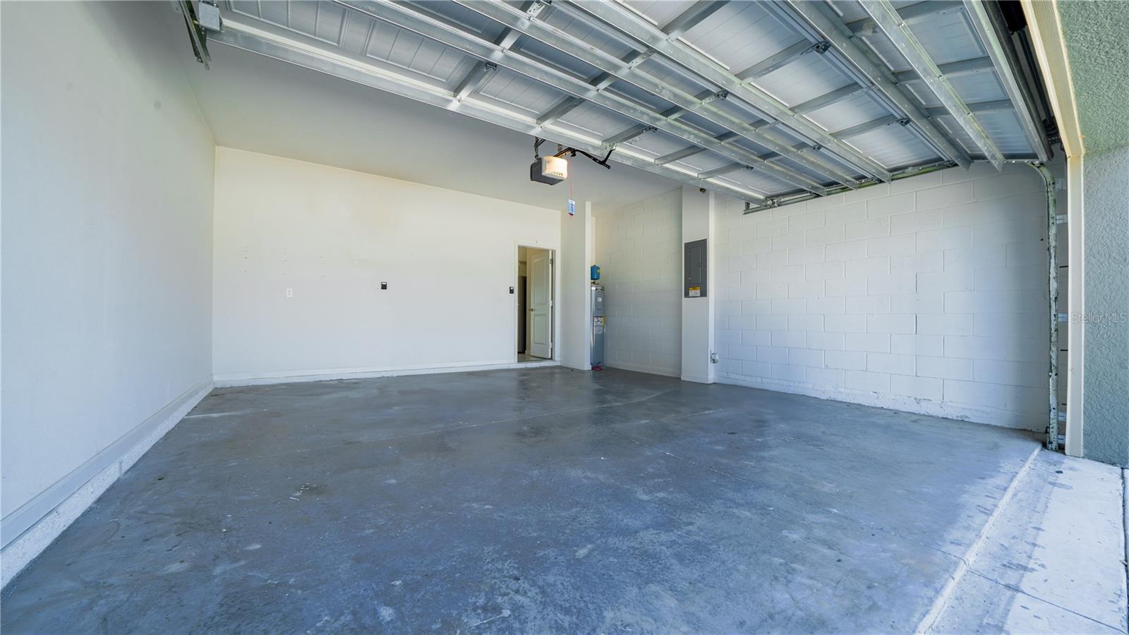 Image 31 of 54 For 8735 Sportsman Loop