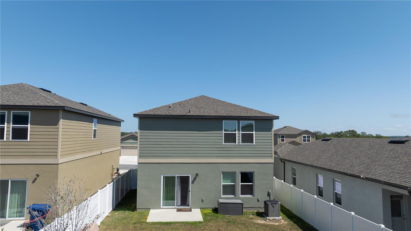 Image 33 of 54 For 8735 Sportsman Loop