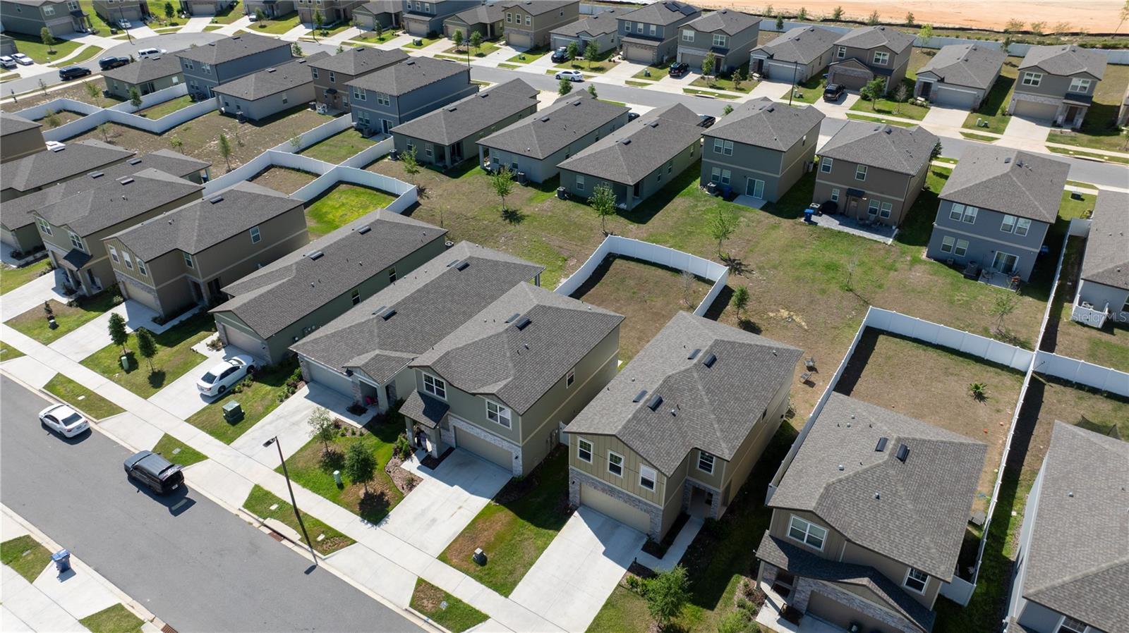 Image 40 of 54 For 8735 Sportsman Loop