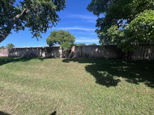 Image 15 of 16 For 101 Grand Plaza Drive I20