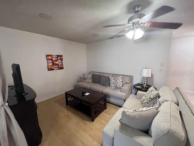 Image 4 of 16 For 101 Grand Plaza Drive I20