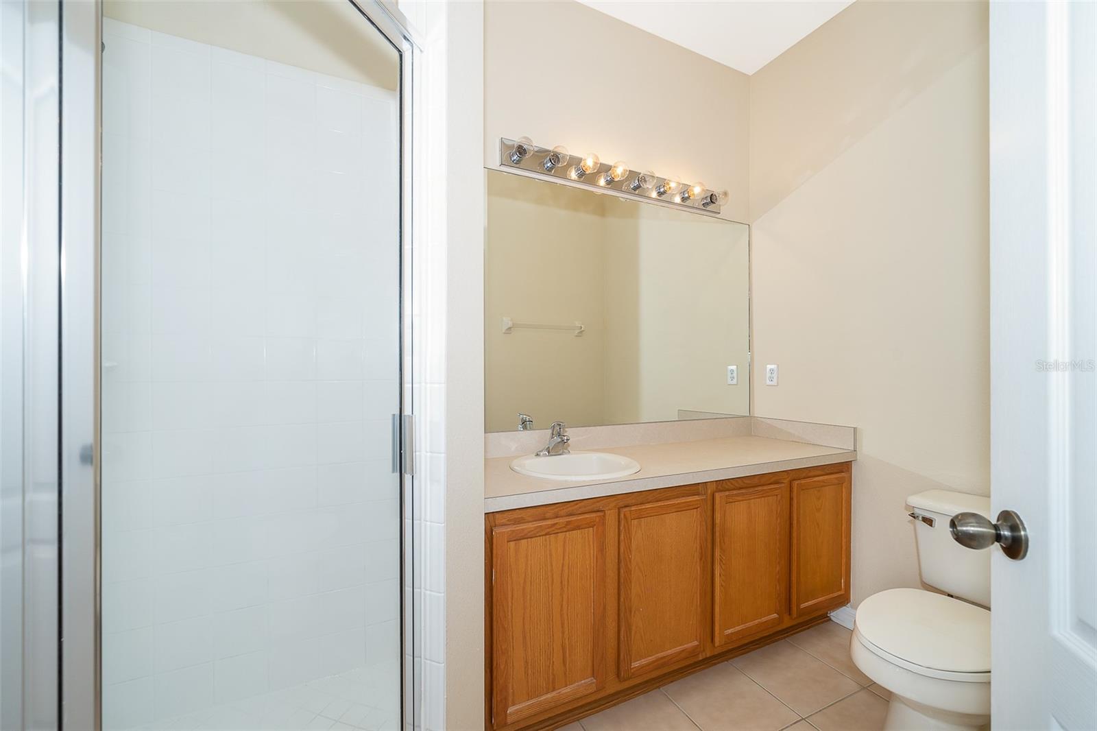 Image 17 of 27 For 3383 Wilshire Way Road