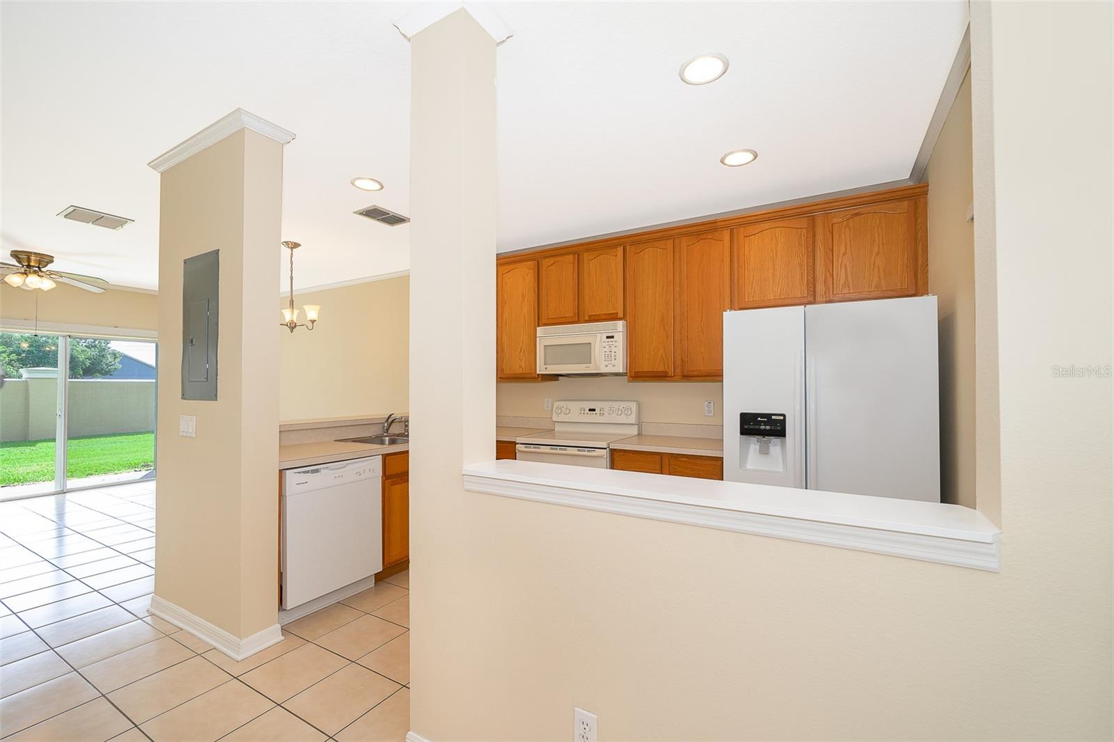 Image 5 of 27 For 3383 Wilshire Way Road