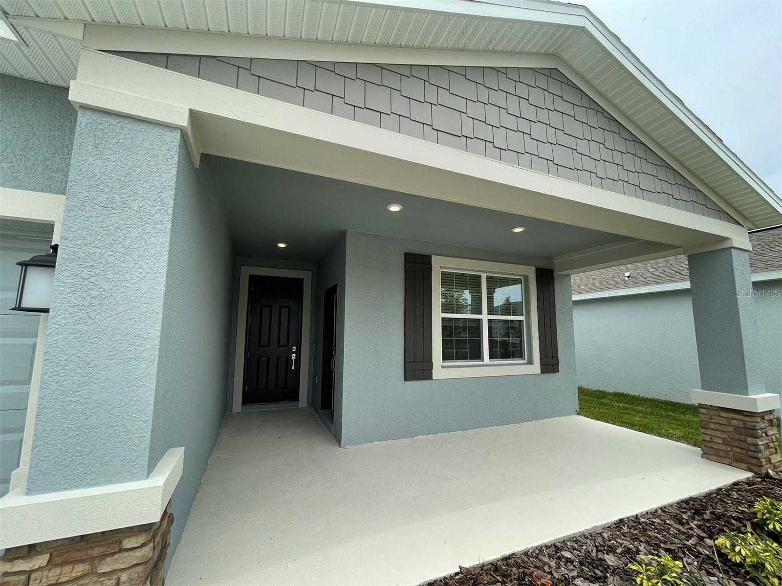 Image 4 of 78 For 835 Ofanto Way