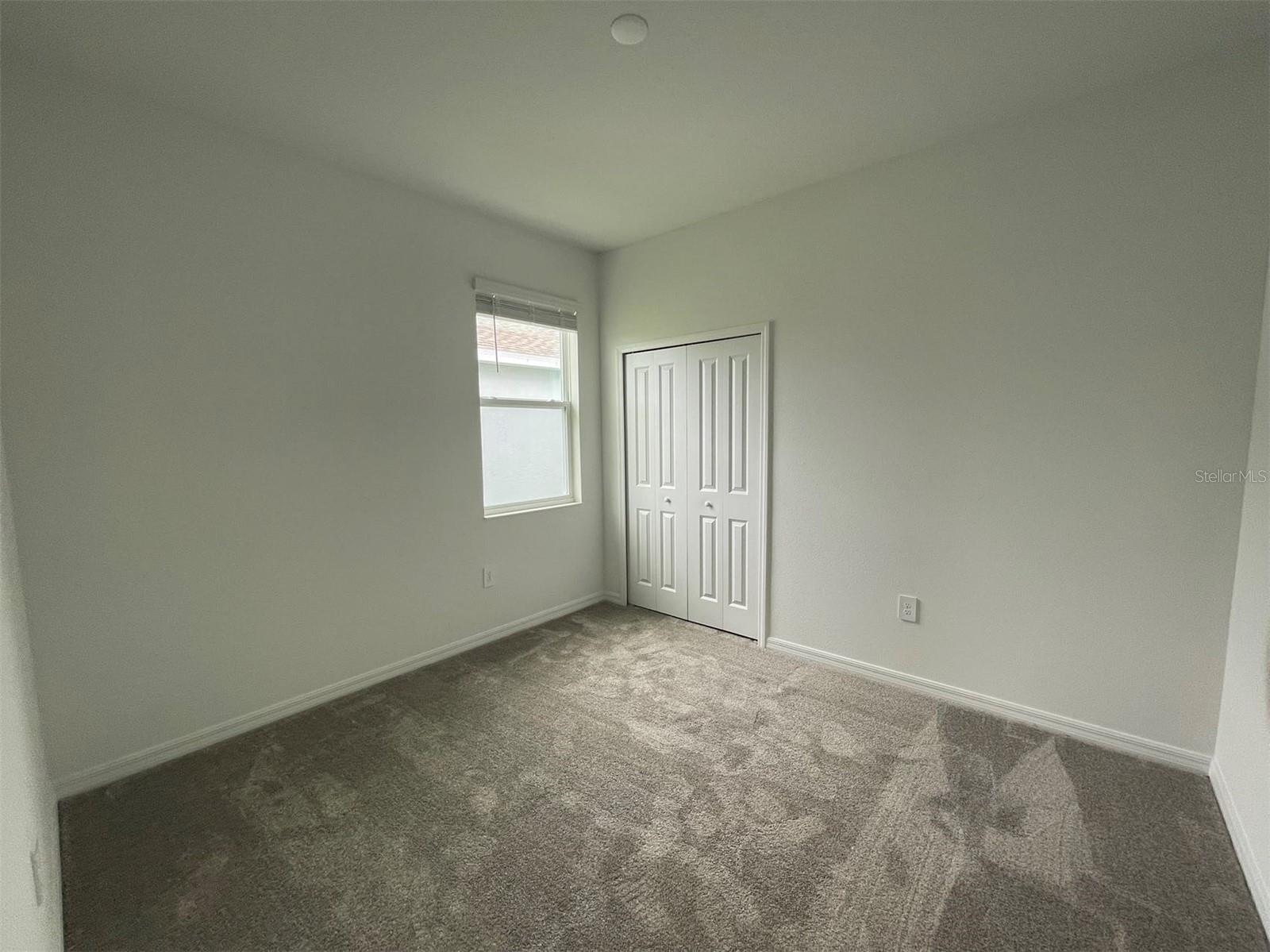 Image 65 of 78 For 835 Ofanto Way