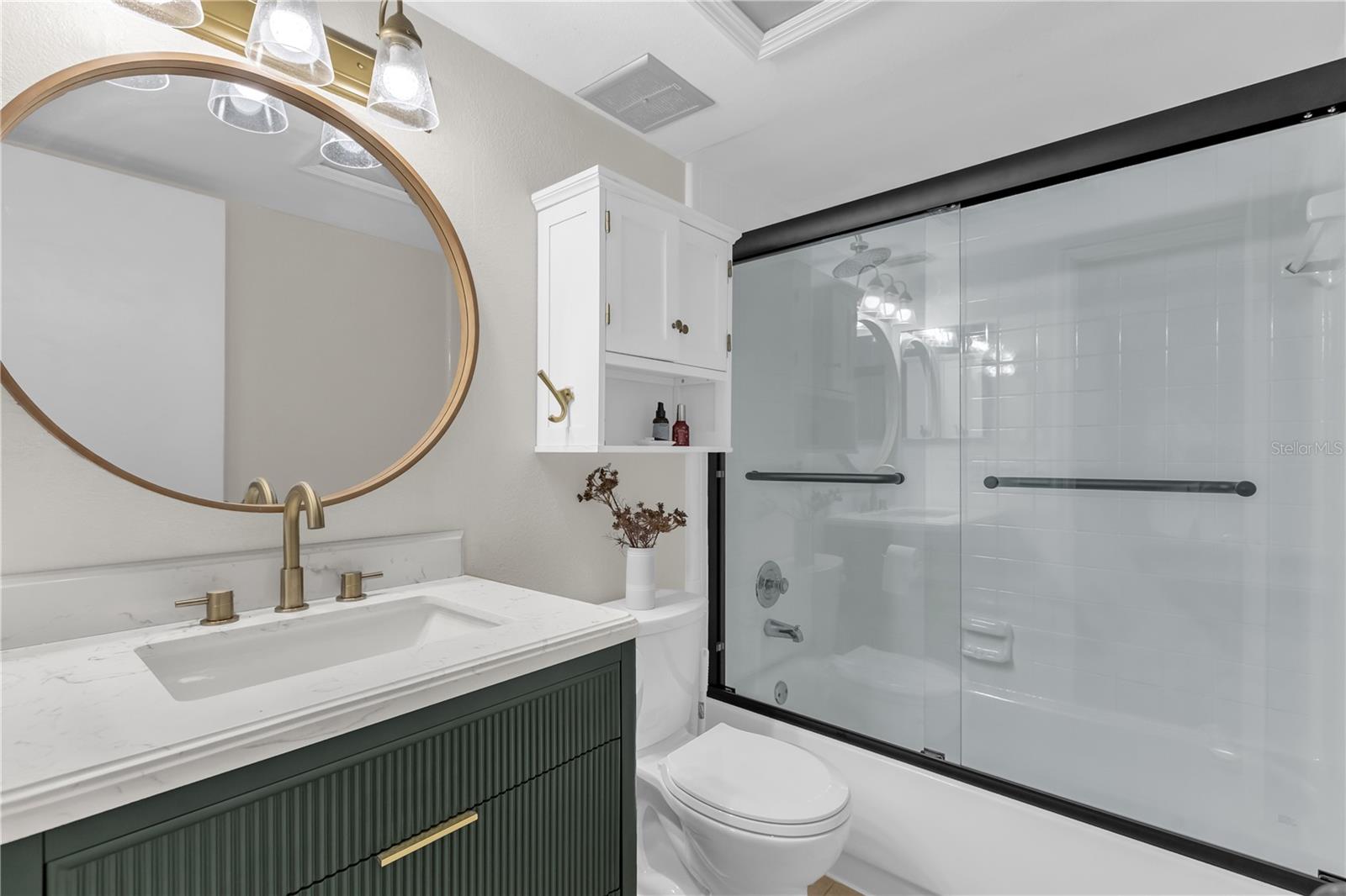 Image 13 of 25 For 2916 Plaza Terrace Drive  2916