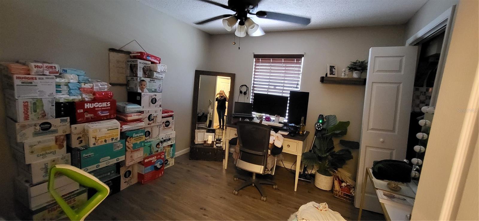 Image 24 of 45 For 115 Fern Way