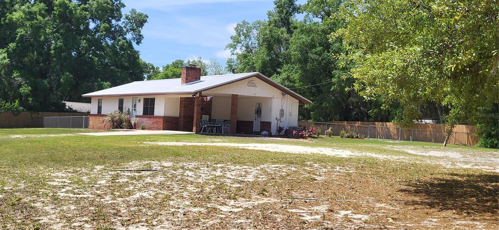 Image 38 of 45 For 115 Fern Way