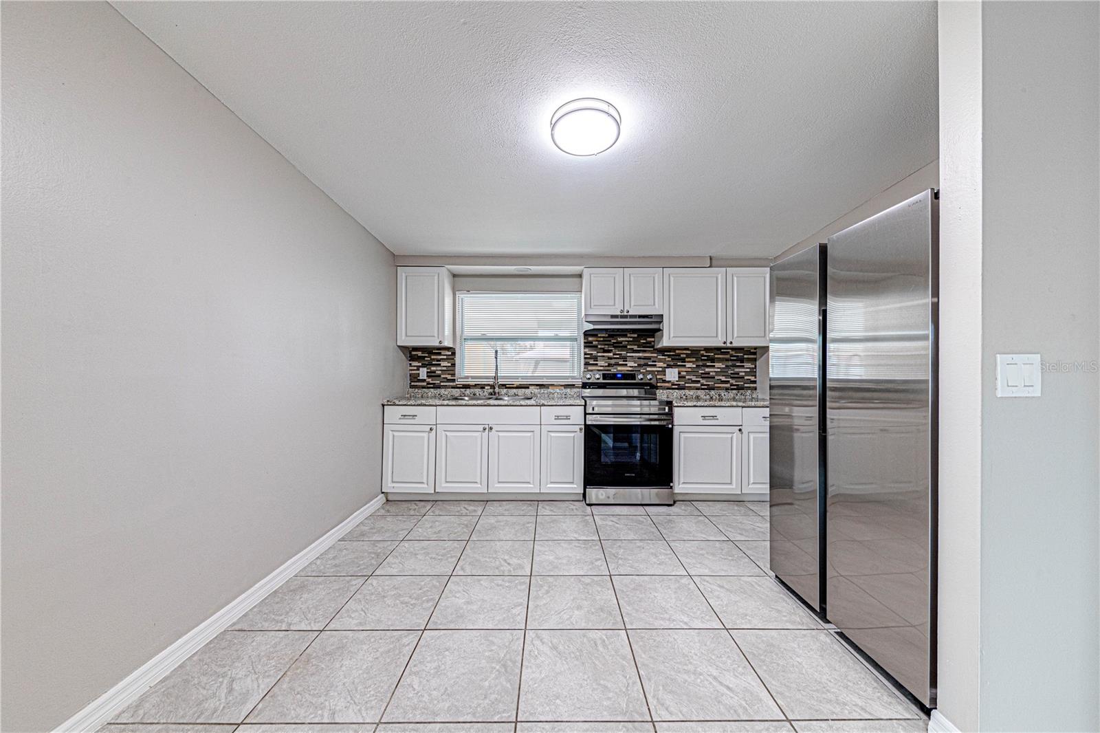 Image 11 of 37 For 7 Twilight Lane