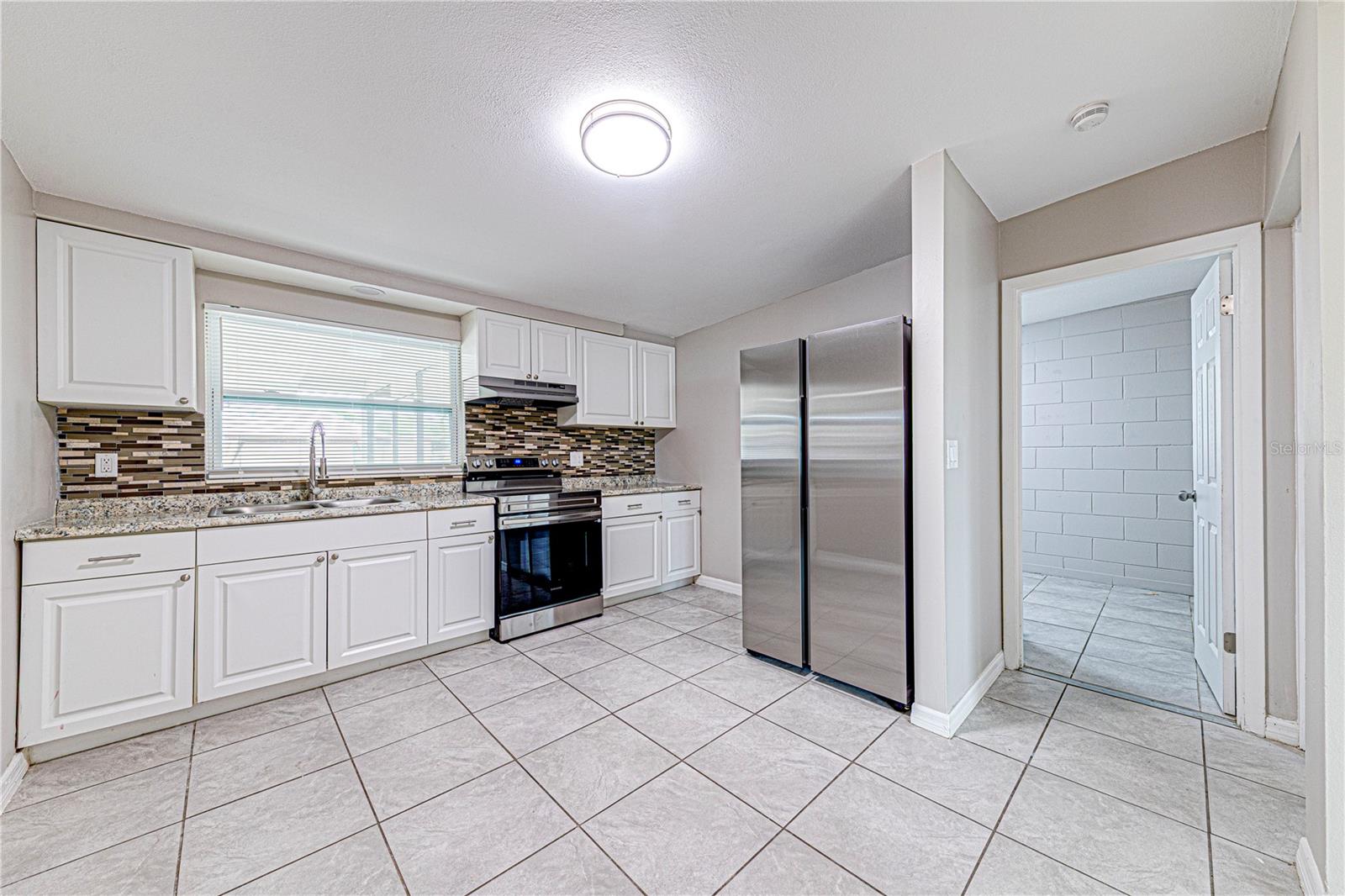 Image 12 of 37 For 7 Twilight Lane