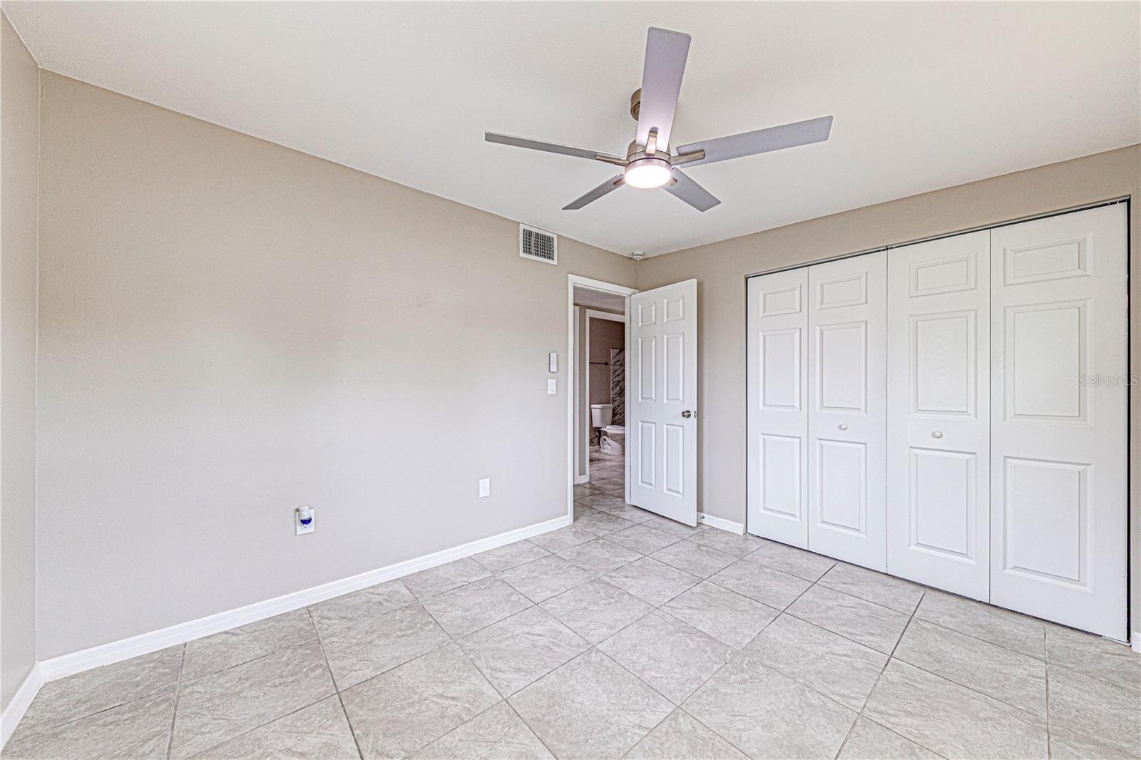 Image 17 of 37 For 7 Twilight Lane