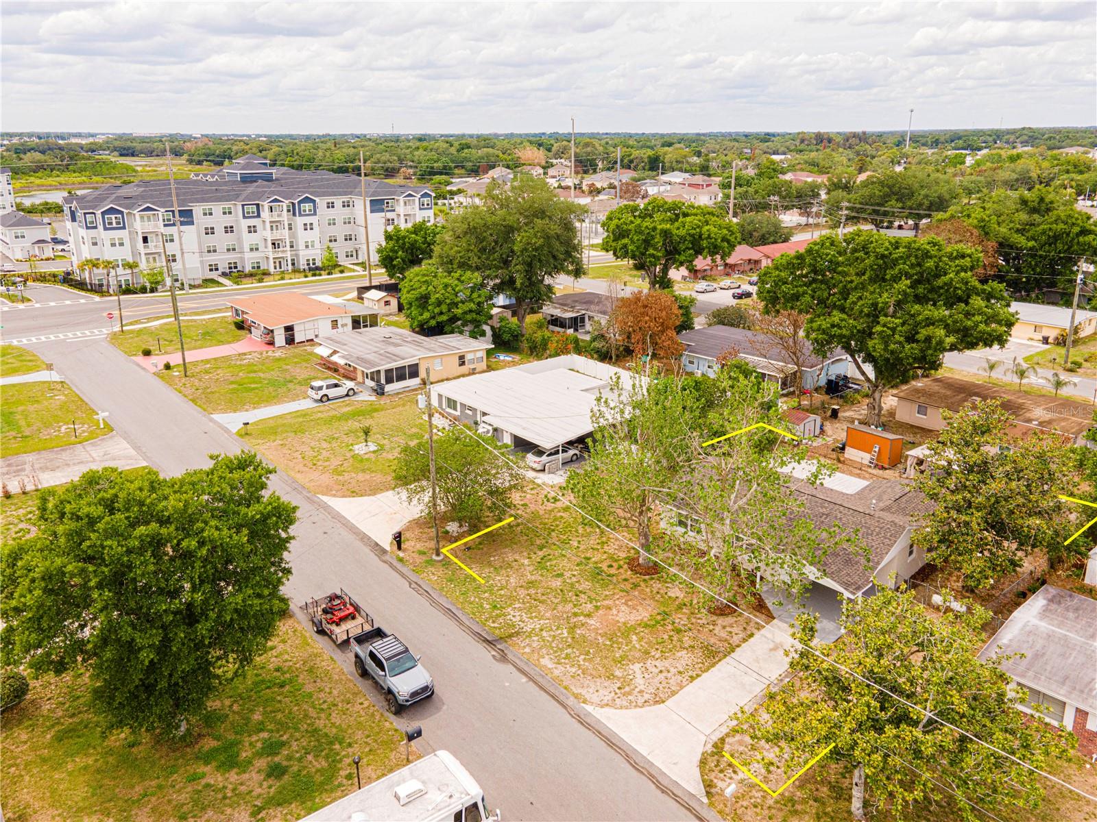 Image 32 of 37 For 7 Twilight Lane