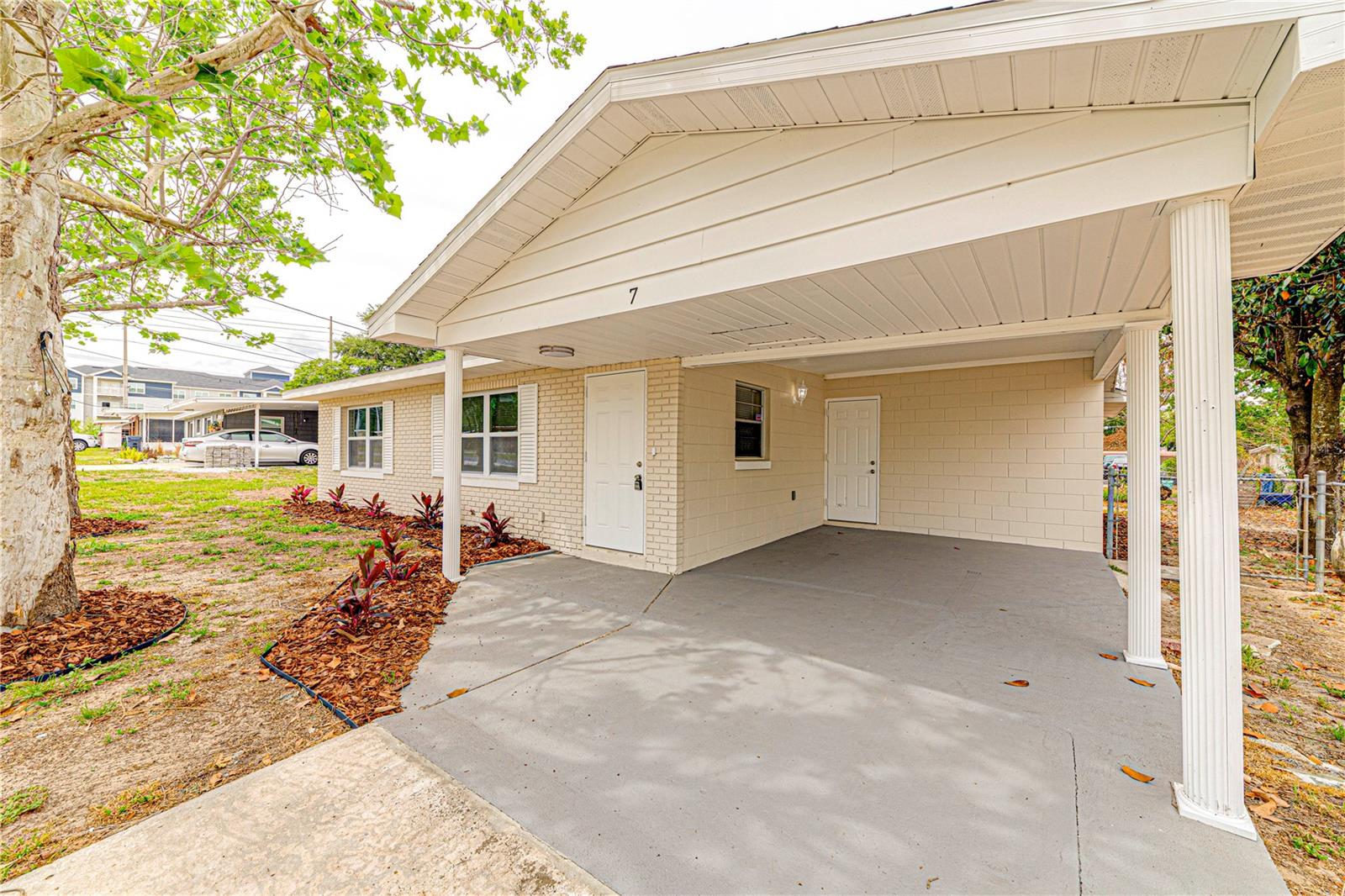 Image 4 of 37 For 7 Twilight Lane