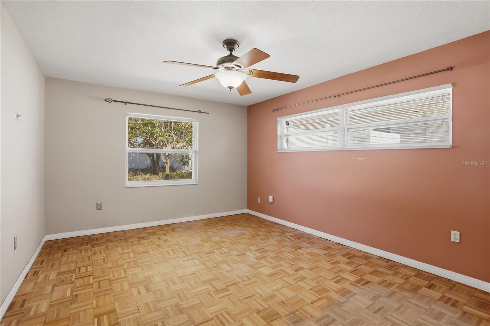 Listing photo id 11 for 3230 Lake Anderson Avenue