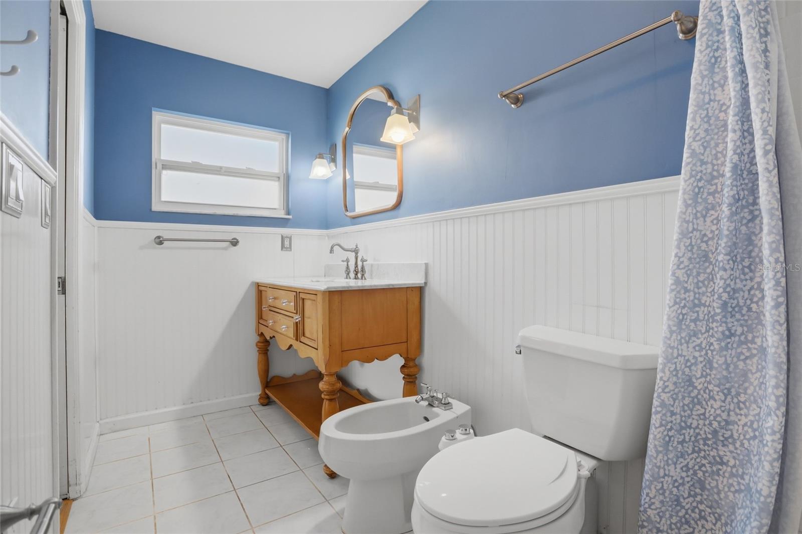 Listing photo id 15 for 3230 Lake Anderson Avenue