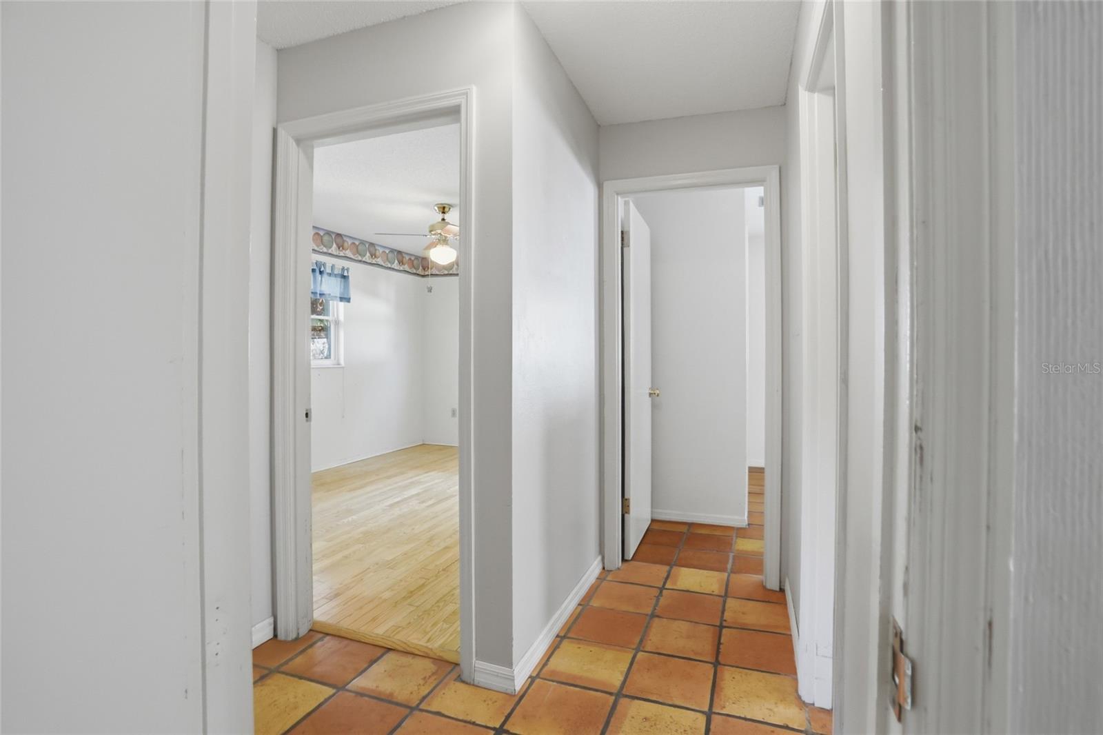 Listing photo id 17 for 3230 Lake Anderson Avenue