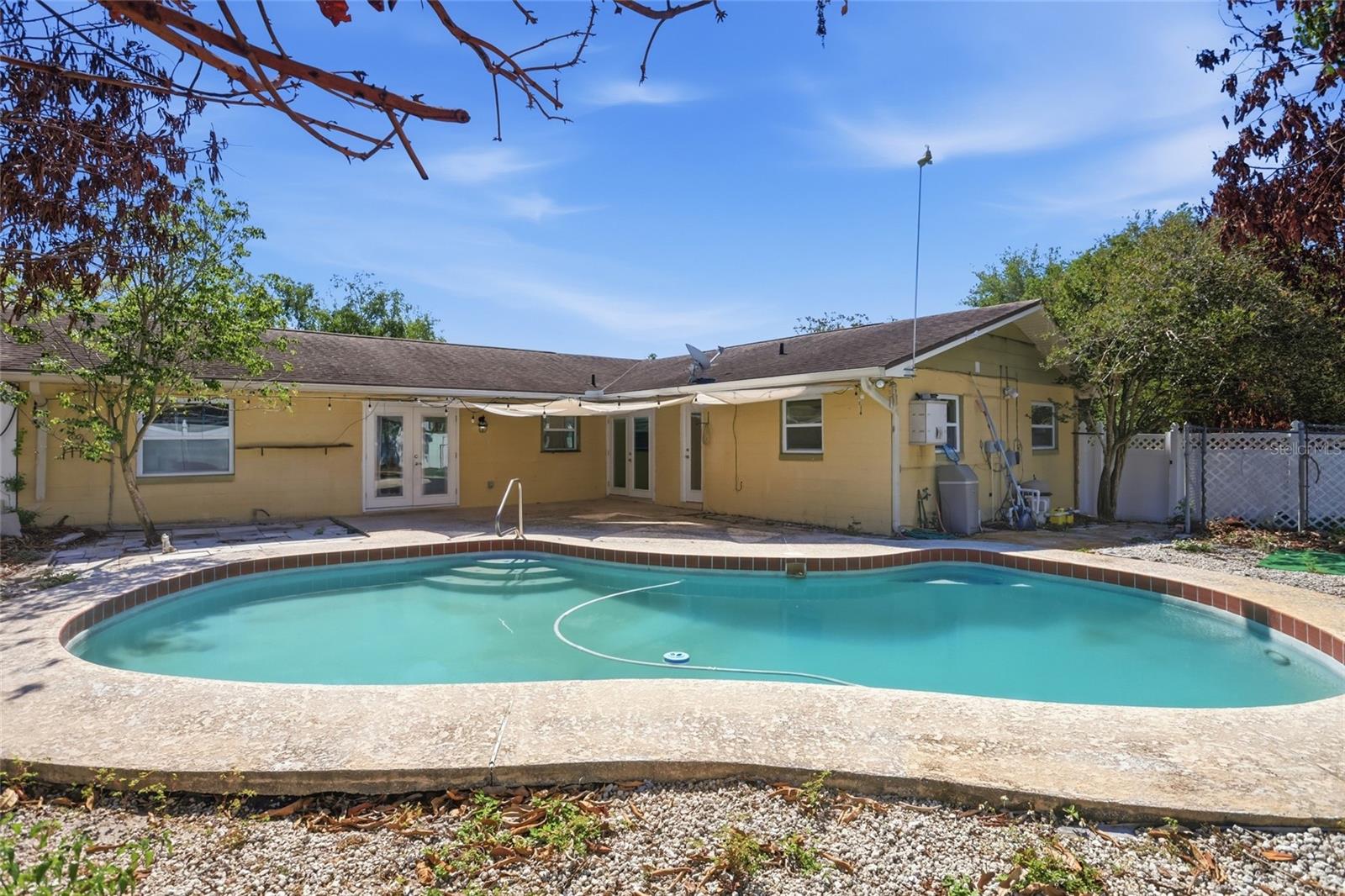 Listing photo id 24 for 3230 Lake Anderson Avenue