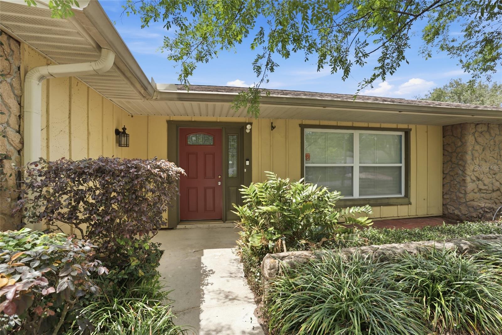 Listing photo id 4 for 3230 Lake Anderson Avenue