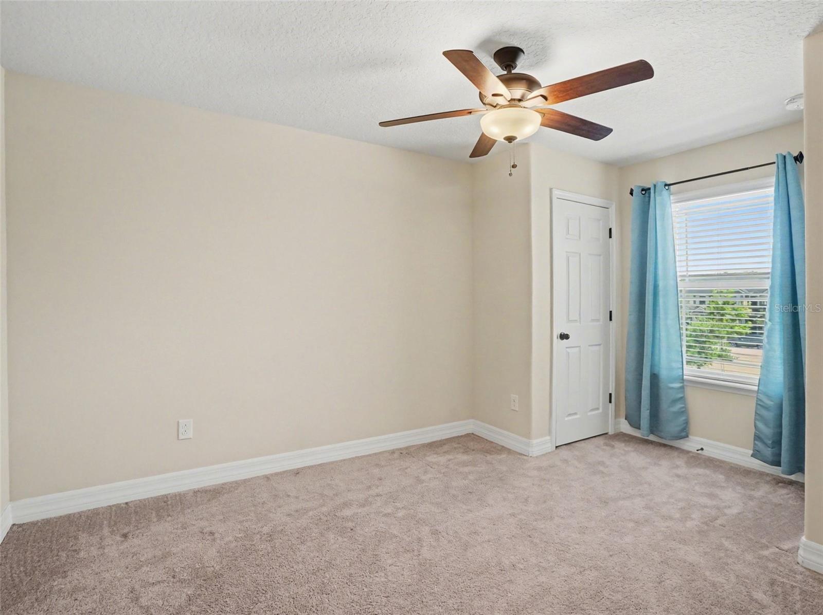 Image 21 of 28 For 8143 Cadman Street