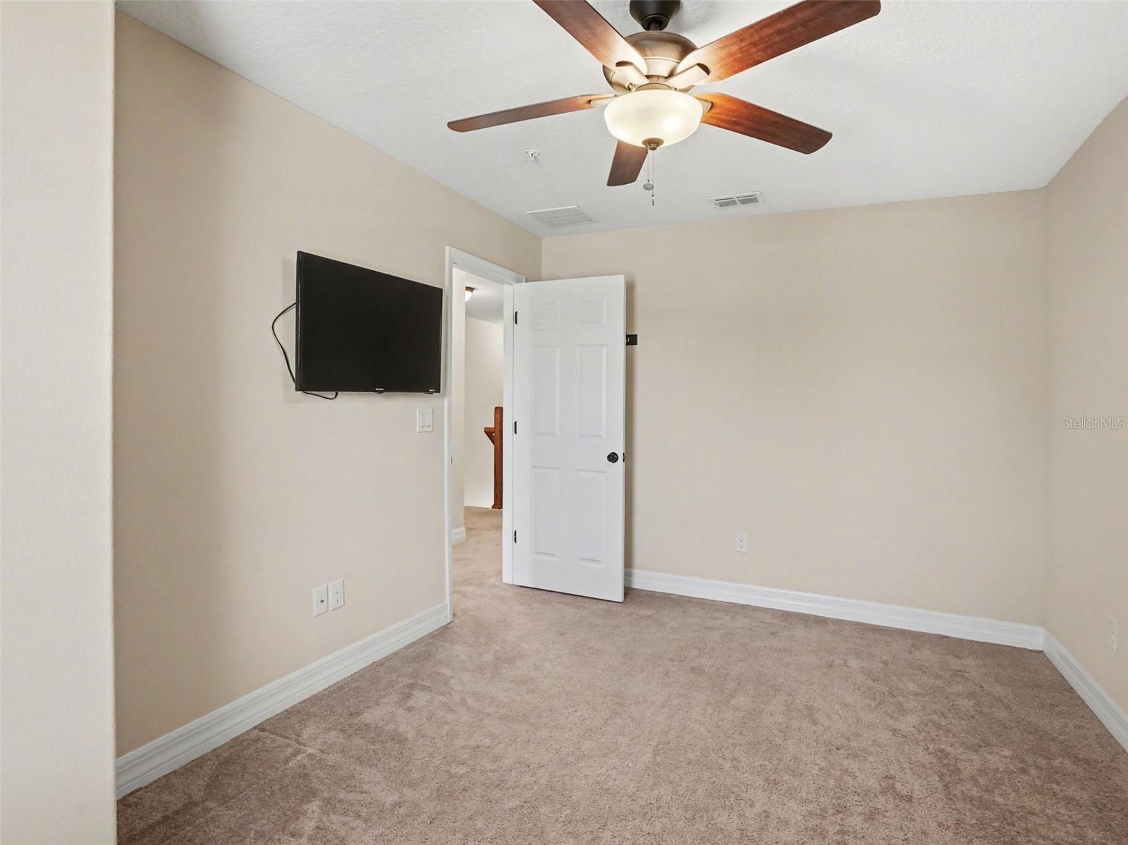 Image 22 of 28 For 8143 Cadman Street