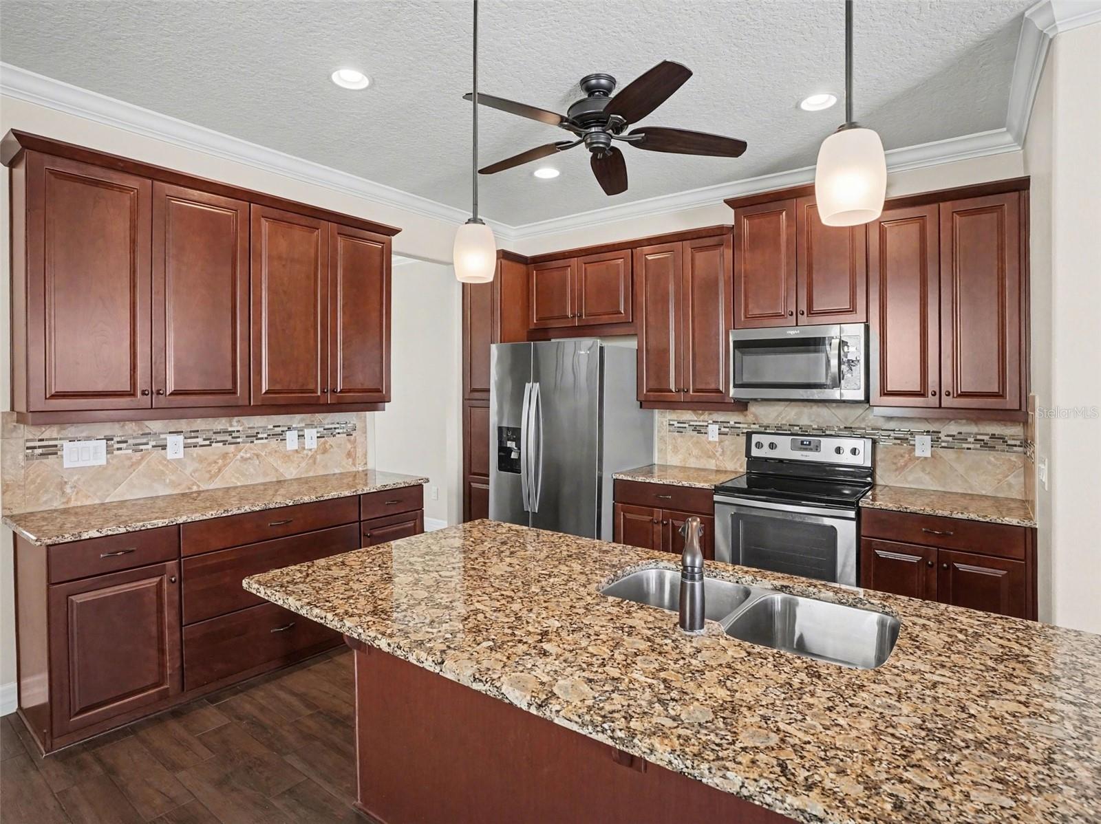 Image 4 of 28 For 8143 Cadman Street