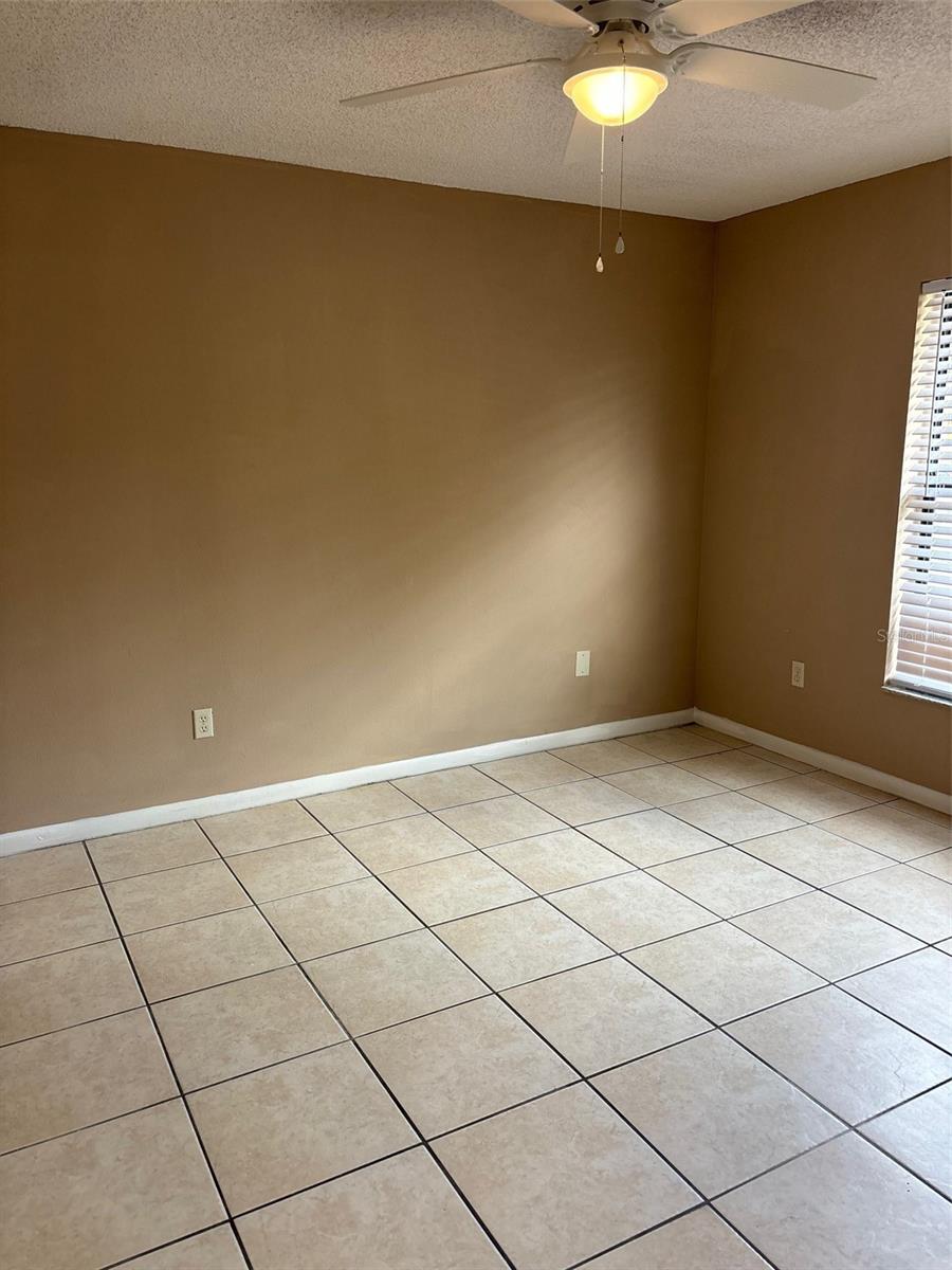 Image 13 of 15 For 376 Douglas Way 73