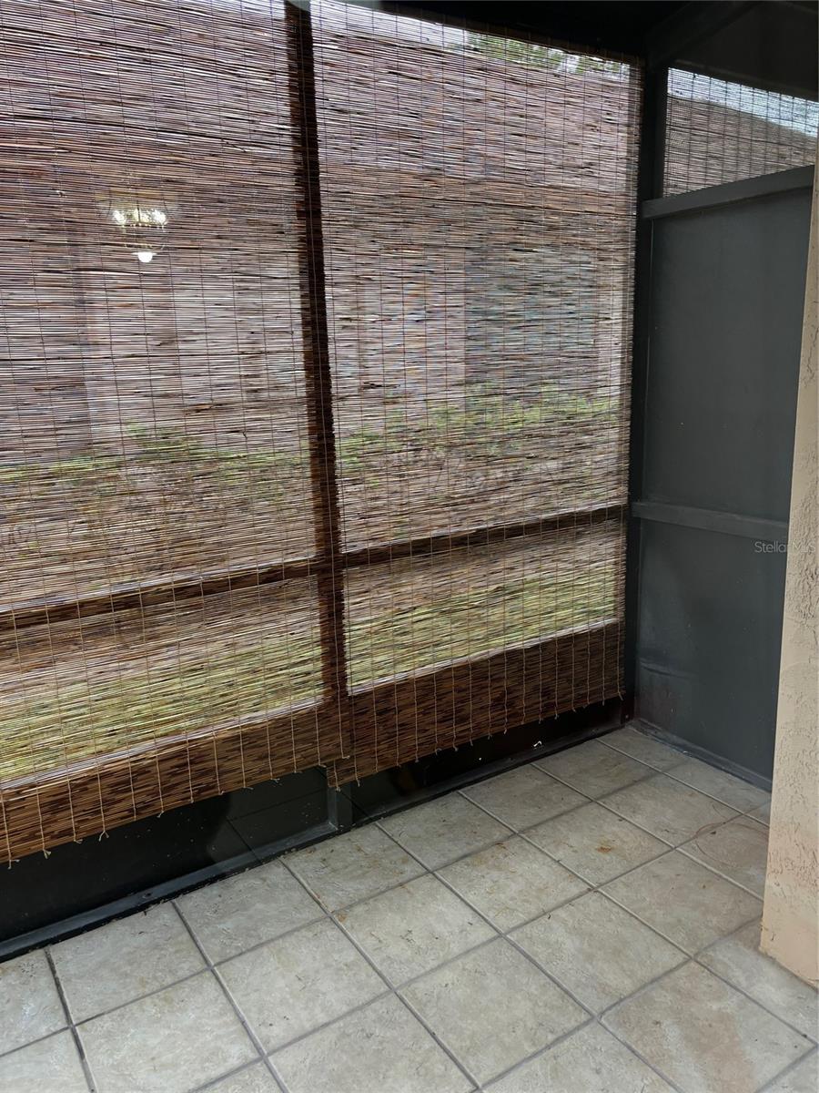 Image 15 of 15 For 376 Douglas Way 73