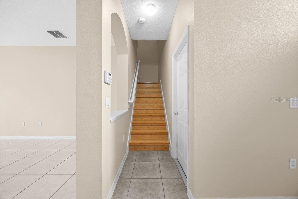 Image 19 of 50 For 12948 Moss Park Ridge Drive