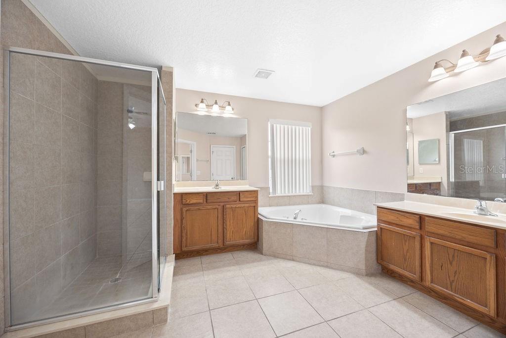 Image 29 of 50 For 12948 Moss Park Ridge Drive