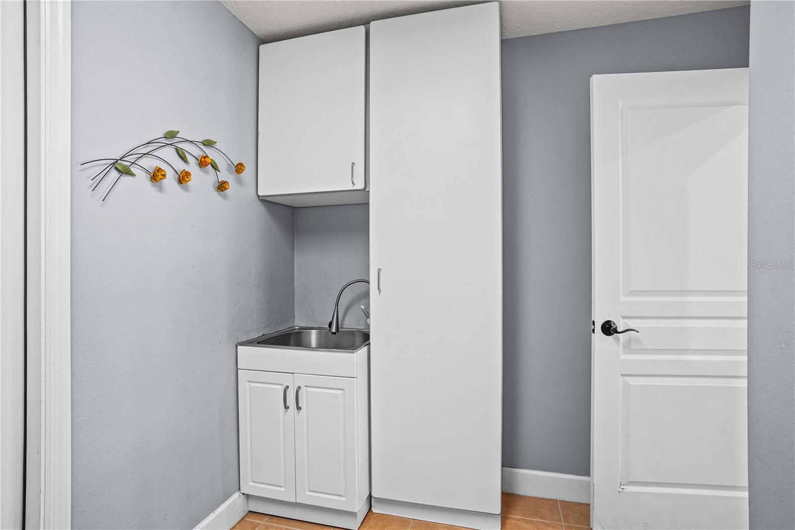 Image 40 of 57 For 803 Blairmont Lane