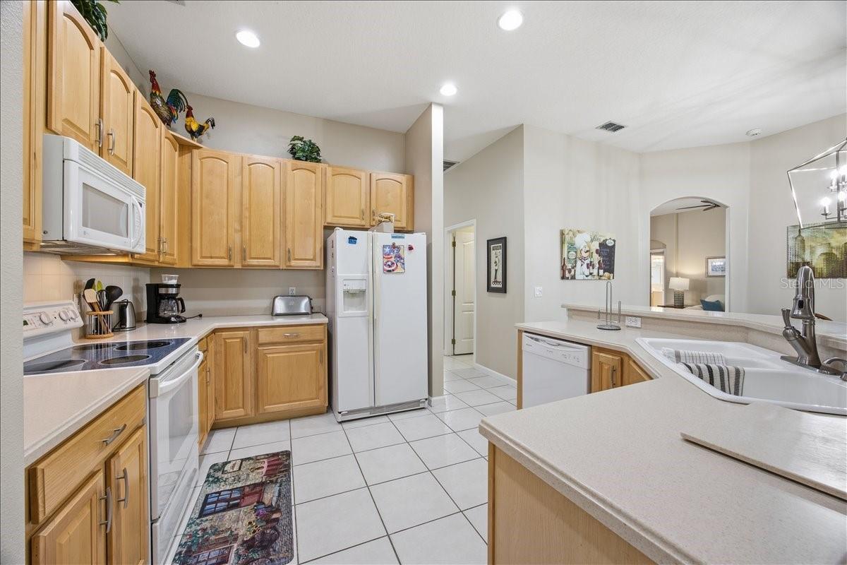 Image 14 of 28 For 722 Brighton Drive