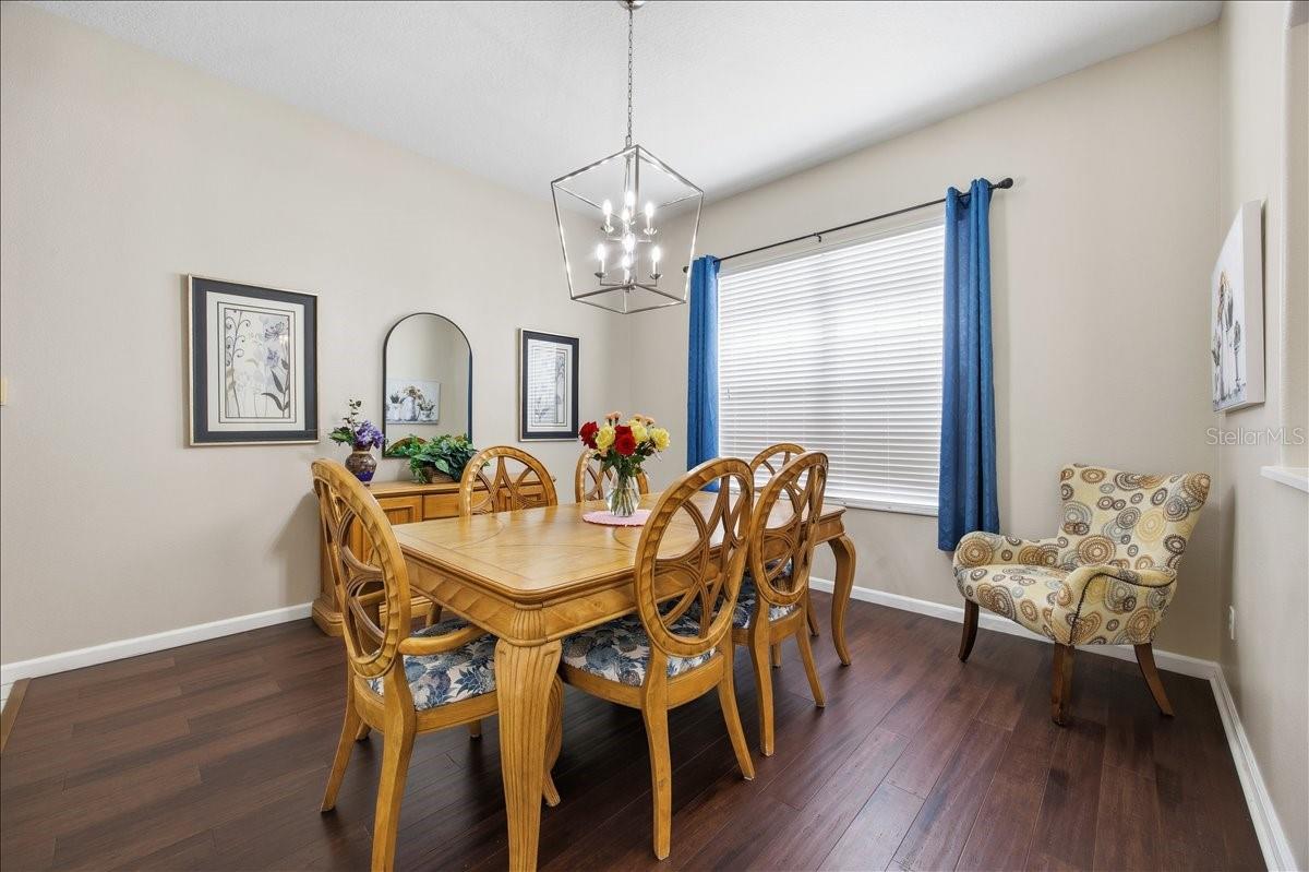 Image 6 of 28 For 722 Brighton Drive