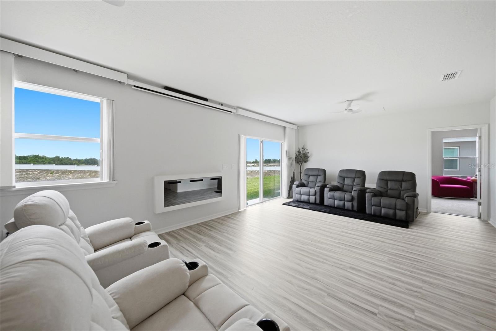 Image 11 of 23 For 1862 Daystar Drive