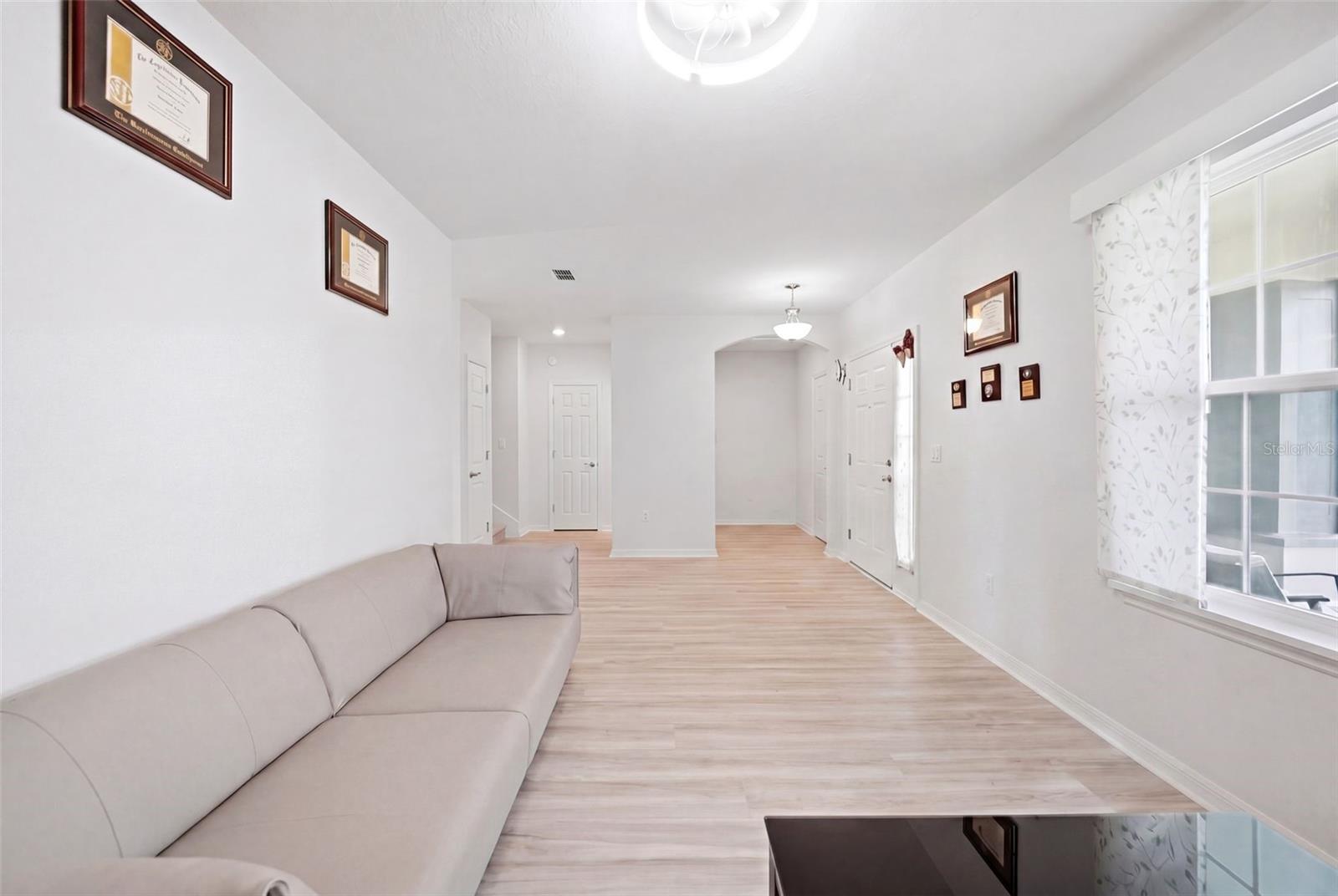 Image 6 of 23 For 1862 Daystar Drive