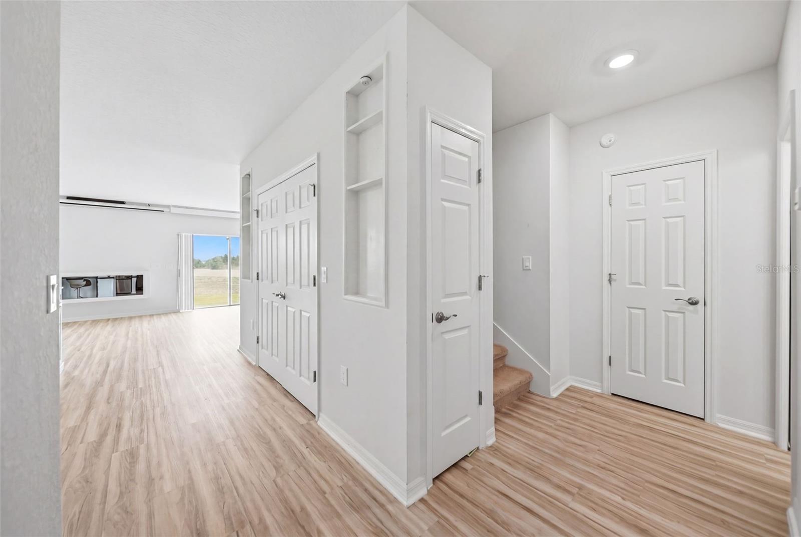 Image 7 of 23 For 1862 Daystar Drive