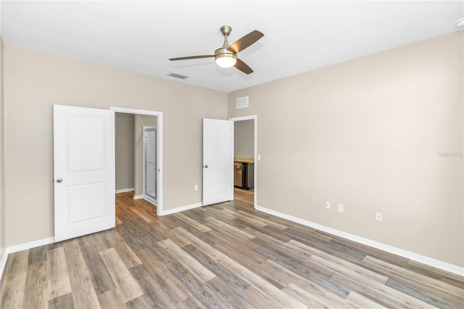 Image 15 of 31 For 2855 Neverland Drive