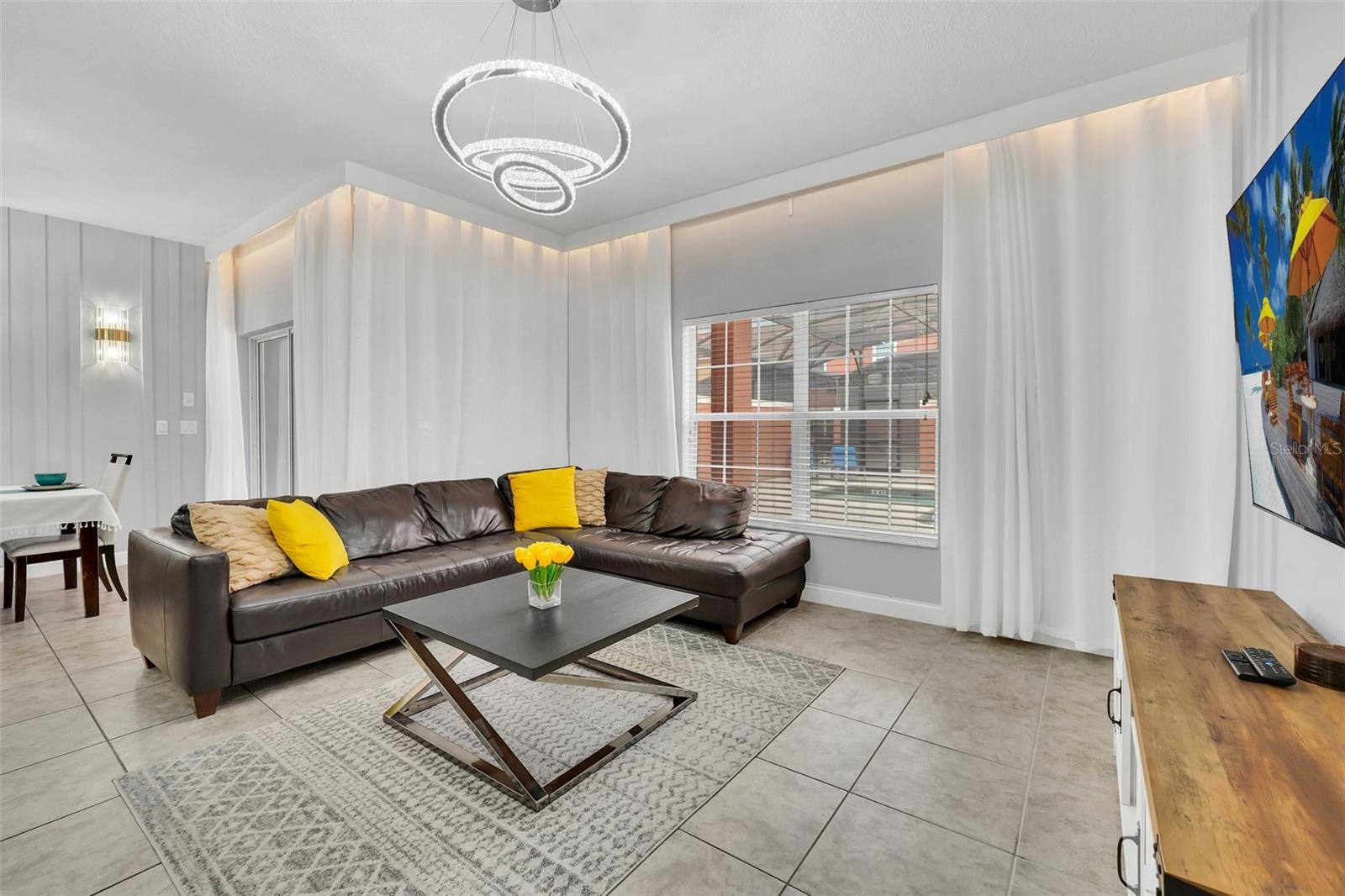 Image 16 of 62 For 8958 Cat Palm Road