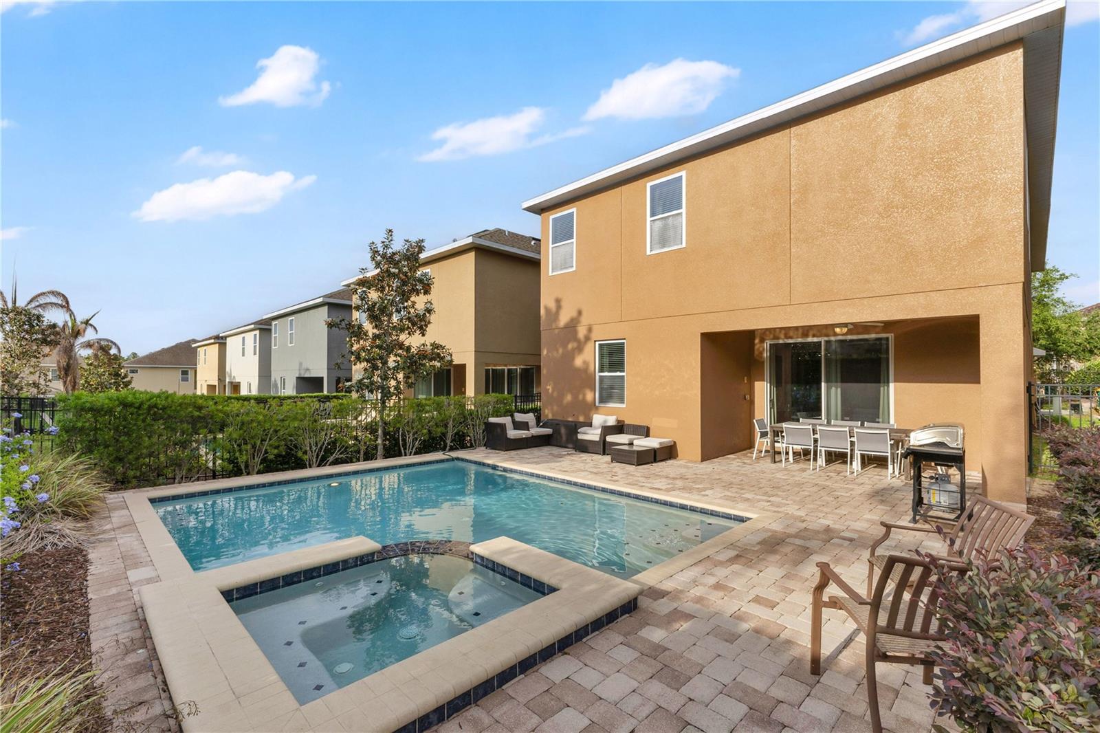 Image 3 of 45 For 410 Novi Path