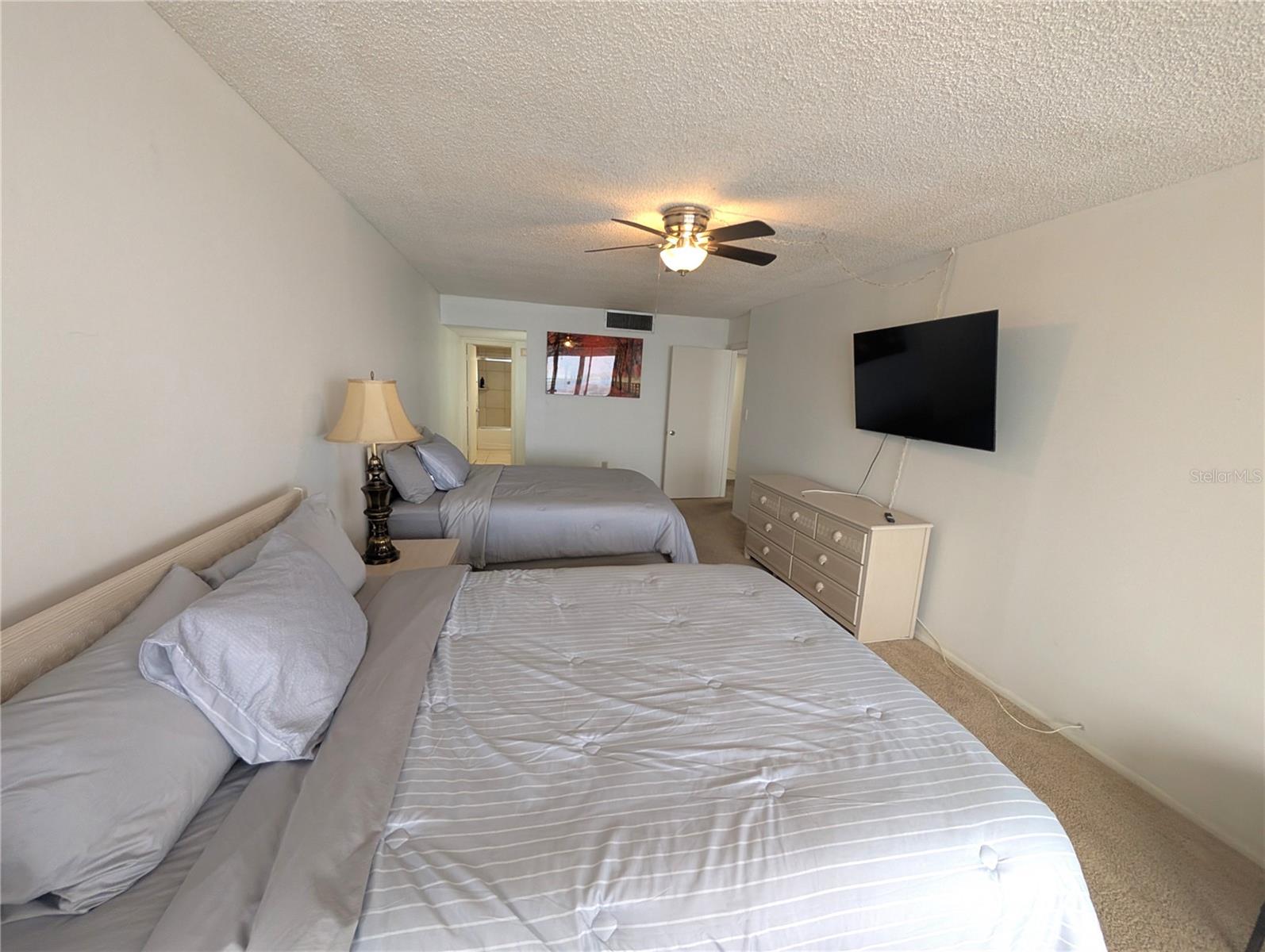 Image 10 of 19 For 17920 Gulf Boulevard 1208a