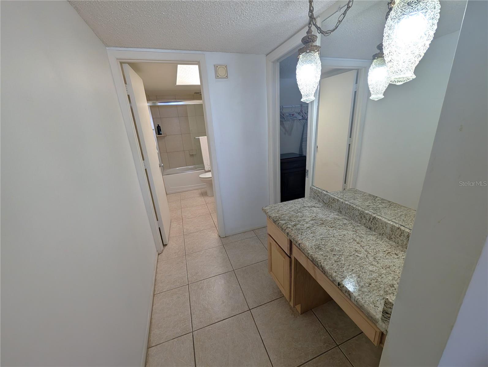 Image 11 of 19 For 17920 Gulf Boulevard 1208a