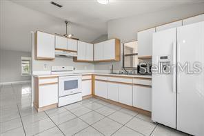 Image 12 of 30 For 2630 Mill Run Boulevard