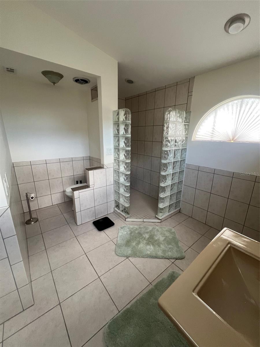 Image 12 of 22 For 1545 Antoinette Court