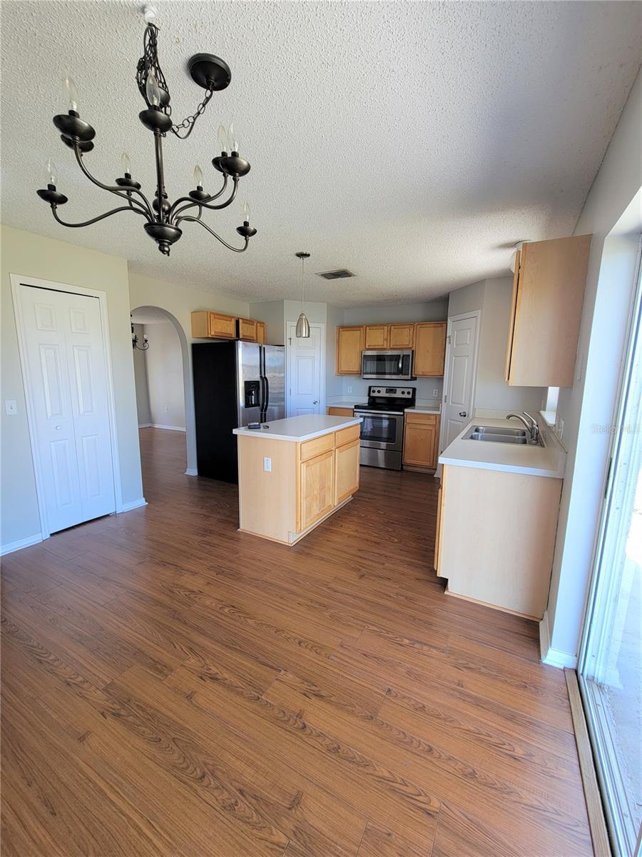 Image 14 of 27 For 4963 Fiske Circle